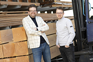 INTO Business: Van Dorp Hout: Maker voor de makers